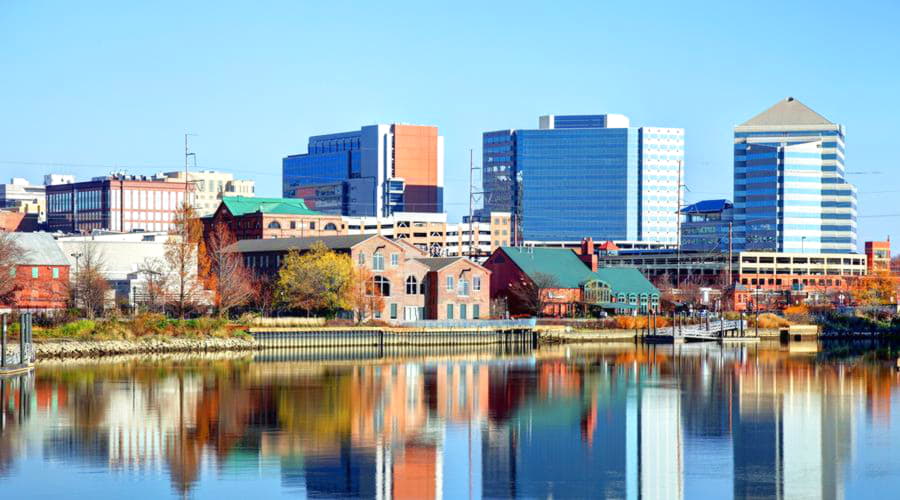 Principais opções de aluguel de carros na estação ferroviária de Wilmington, Delaware